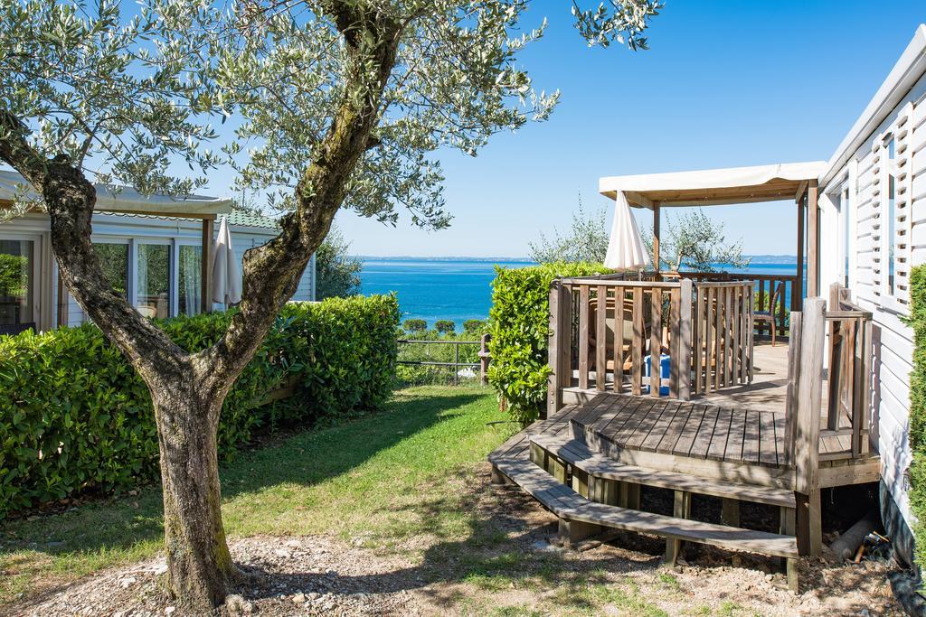 La Rocca Camping Village Bardolino Exterior photo